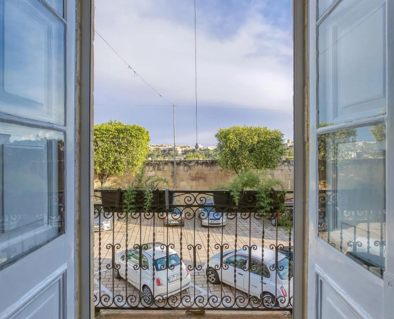 Charming Home With Stunning City Views In Birgu By 360 Estates Apartment